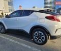 Белый Тойота C-HR EV, объемом двигателя 0 л и пробегом 62 тыс. км за 18800 $, фото 3 на Automoto.ua