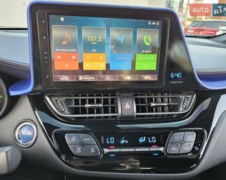 Белый Тойота C-HR EV, объемом двигателя 0 л и пробегом 62 тыс. км за 18800 $, фото 38 на Automoto.ua