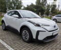 Белый Тойота C-HR EV, объемом двигателя 0 л и пробегом 1 тыс. км за 26612 $, фото 1 на Automoto.ua