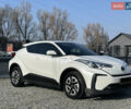 Белый Тойота C-HR EV, объемом двигателя 0 л и пробегом 57 тыс. км за 19300 $, фото 19 на Automoto.ua