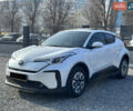 Белый Тойота C-HR EV, объемом двигателя 0 л и пробегом 57 тыс. км за 19300 $, фото 6 на Automoto.ua