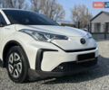 Белый Тойота C-HR EV, объемом двигателя 0 л и пробегом 57 тыс. км за 19300 $, фото 1 на Automoto.ua