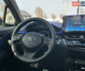 Білий Тойота C-HR EV, об'ємом двигуна 0 л та пробігом 57 тис. км за 19600 $, фото 31 на Automoto.ua