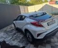 Белый Тойота C-HR EV, объемом двигателя 0 л и пробегом 72 тыс. км за 19000 $, фото 1 на Automoto.ua