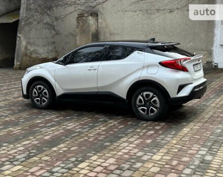 Білий Тойота C-HR EV, об'ємом двигуна 0 л та пробігом 10 тис. км за 27800 $, фото 8 на Automoto.ua