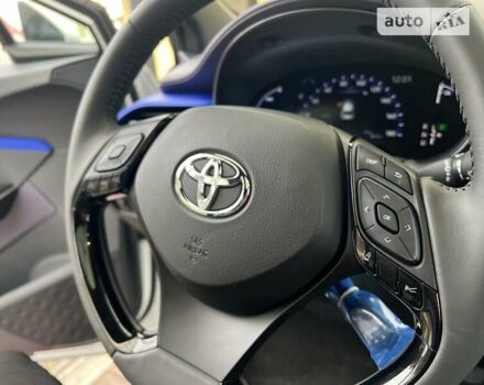 Белый Тойота C-HR EV, объемом двигателя 0 л и пробегом 8 тыс. км за 19900 $, фото 34 на Automoto.ua