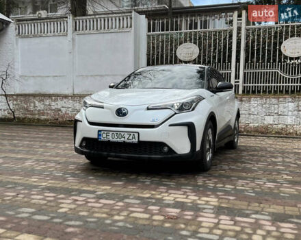 Білий Тойота C-HR EV, об'ємом двигуна 0 л та пробігом 10 тис. км за 27800 $, фото 5 на Automoto.ua