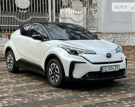 Білий Тойота C-HR EV, об'ємом двигуна 0 л та пробігом 10 тис. км за 27800 $, фото 7 на Automoto.ua