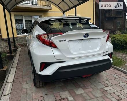 Белый Тойота C-HR EV, объемом двигателя 0 л и пробегом 8 тыс. км за 19900 $, фото 15 на Automoto.ua