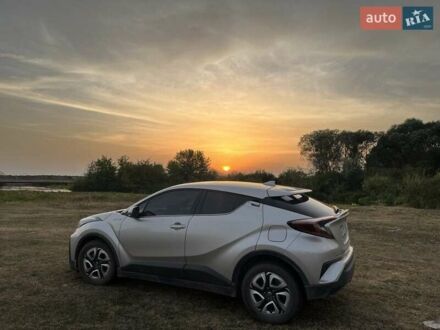Тойота C-HR EV 2020 в Нетешине на Automoto.ua Бежевый Тойота C-HR EV, объемом двигателя 0 л и пробегом 61 тыс. км за 19800 $, фото 1 на Automoto.ua