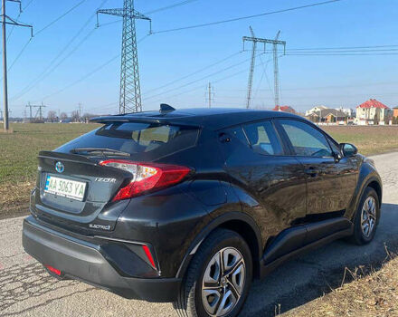 Чорний Тойота C-HR EV, об'ємом двигуна 0 л та пробігом 3 тис. км за 26400 $, фото 2 на Automoto.ua