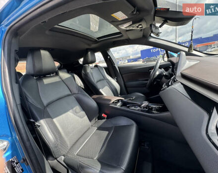 Синій Тойота C-HR EV, об'ємом двигуна 0 л та пробігом 25 тис. км за 17999 $, фото 44 на Automoto.ua