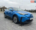 Синий Тойота C-HR EV, объемом двигателя 0 л и пробегом 19 тыс. км за 24000 $, фото 1 на Automoto.ua