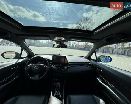 Синий Тойота C-HR EV, объемом двигателя 0 л и пробегом 22 тыс. км за 17999 $, фото 39 на Automoto.ua