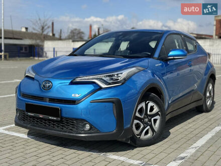 Тойота C-HR EV 2020 в Тернополе на Automoto.ua Синий Тойота C-HR EV, объемом двигателя 0 л и пробегом 22 тыс. км за 17999 $, фото 1 на Automoto.ua
