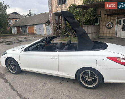 Белый Тойота Camry Solara, объемом двигателя 3.3 л и пробегом 298 тыс. км за 6400 $, фото 5 на Automoto.ua