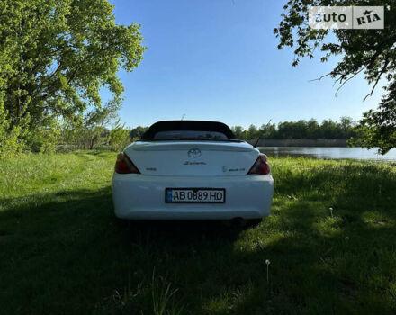 Белый Тойота Camry Solara, объемом двигателя 3.3 л и пробегом 400 тыс. км за 6300 $, фото 6 на Automoto.ua