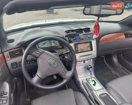 Белый Тойота Camry Solara, объемом двигателя 3.3 л и пробегом 298 тыс. км за 6400 $, фото 2 на Automoto.ua