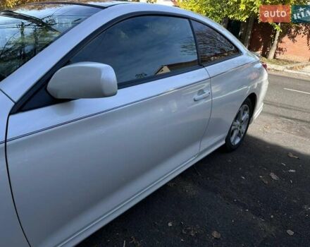 Белый Тойота Camry Solara, объемом двигателя 3.3 л и пробегом 92 тыс. км за 9000 $, фото 2 на Automoto.ua