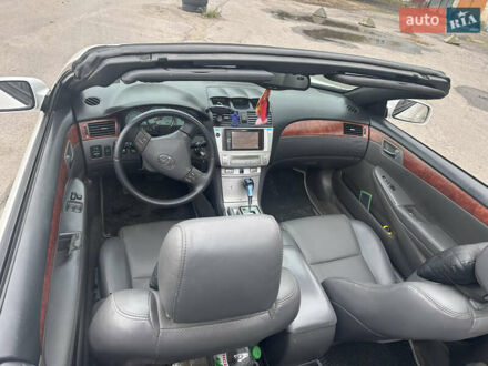 Тойота Camry Solara 2006 в Крыжополе на Automoto.ua Белый Тойота Camry Solara, объемом двигателя 3.3 л и пробегом 298 тыс. км за 6400 $, фото 1 на Automoto.ua