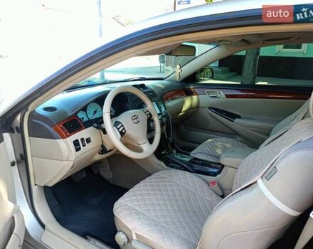 Бежевий Тойота Camry Solara, об'ємом двигуна 2.4 л та пробігом 194 тис. км за 6300 $, фото 3 на Automoto.ua