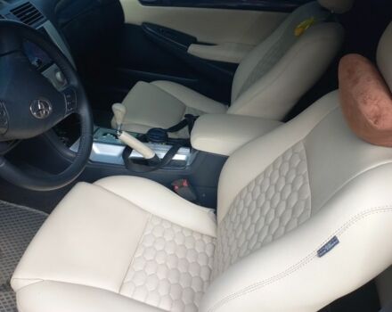 Чорний Тойота Camry Solara, об'ємом двигуна 2.4 л та пробігом 240 тис. км за 5999 $, фото 4 на Automoto.ua