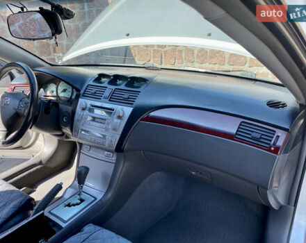 Серый Тойота Camry Solara, объемом двигателя 3.3 л и пробегом 208 тыс. км за 8000 $, фото 9 на Automoto.ua