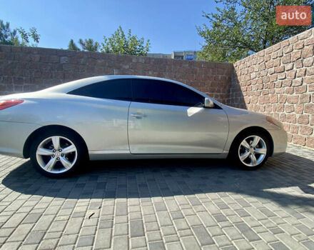 Серый Тойота Camry Solara, объемом двигателя 3.3 л и пробегом 208 тыс. км за 8000 $, фото 5 на Automoto.ua