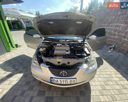 Серый Тойота Camry Solara, объемом двигателя 3.3 л и пробегом 208 тыс. км за 8000 $, фото 17 на Automoto.ua