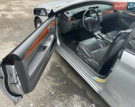 Серый Тойота Camry Solara, объемом двигателя 3.3 л и пробегом 207 тыс. км за 8000 $, фото 11 на Automoto.ua