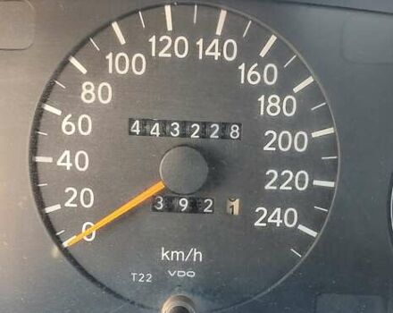 Черный Тойота Carina E, объемом двигателя 1.8 л и пробегом 443 тыс. км за 4000 $, фото 9 на Automoto.ua