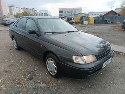 Черный Тойота Carina E, объемом двигателя 0 л и пробегом 500 тыс. км за 1650 $, фото 1 на Automoto.ua