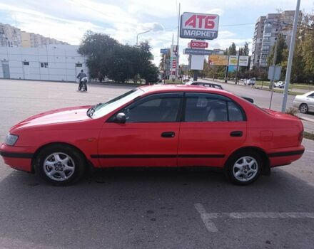 Червоний Тойота Carina E, об'ємом двигуна 2 л та пробігом 290 тис. км за 2300 $, фото 5 на Automoto.ua