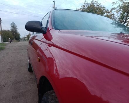 Червоний Тойота Carina E, об'ємом двигуна 1.6 л та пробігом 111 тис. км за 2000 $, фото 7 на Automoto.ua