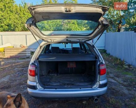 Сірий Тойота Carina E, об'ємом двигуна 1.8 л та пробігом 256 тис. км за 2850 $, фото 5 на Automoto.ua