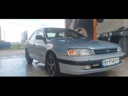 Серый Тойота Carina E, объемом двигателя 1.6 л и пробегом 380 тыс. км за 2800 $, фото 1 на Automoto.ua