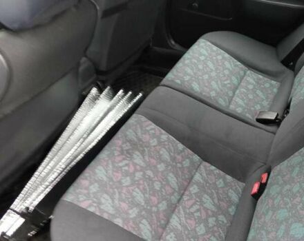 Синий Тойота Carina E, объемом двигателя 2 л и пробегом 460 тыс. км за 1000 $, фото 2 на Automoto.ua