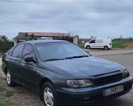 Синій Тойота Carina E, об'ємом двигуна 1.8 л та пробігом 290 тис. км за 1650 $, фото 2 на Automoto.ua