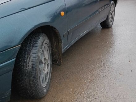 Синій Тойота Carina E, об'ємом двигуна 1.6 л та пробігом 425 тис. км за 1700 $, фото 1 на Automoto.ua