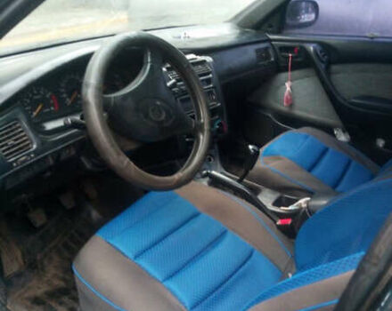 Зеленый Тойота Carina E, объемом двигателя 1.6 л и пробегом 180 тыс. км за 2099 $, фото 3 на Automoto.ua