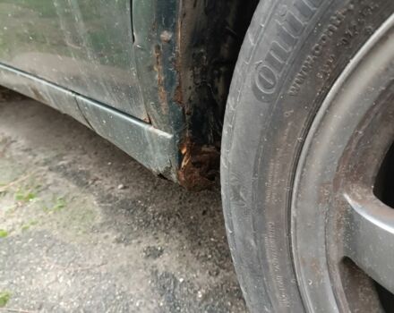 Зеленый Тойота Carina E, объемом двигателя 1.6 л и пробегом 360 тыс. км за 1400 $, фото 4 на Automoto.ua