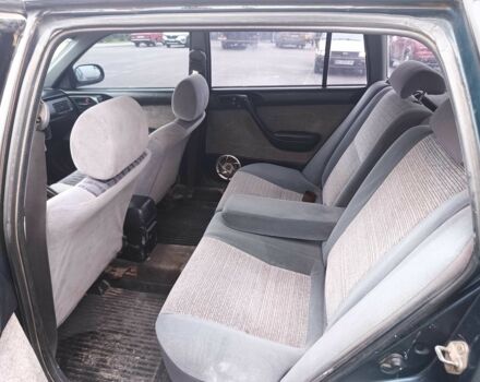 Зелений Тойота Carina E, об'ємом двигуна 1.6 л та пробігом 290 тис. км за 2300 $, фото 9 на Automoto.ua