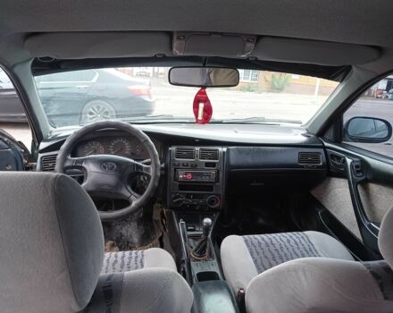 Зелений Тойота Carina E, об'ємом двигуна 1.6 л та пробігом 290 тис. км за 2300 $, фото 8 на Automoto.ua