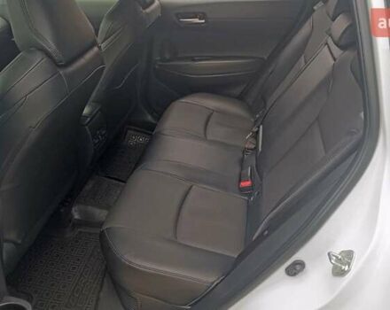 Белый Тойота Corolla Cross, объемом двигателя 1.99 л и пробегом 17 тыс. км за 36686 $, фото 11 на Automoto.ua