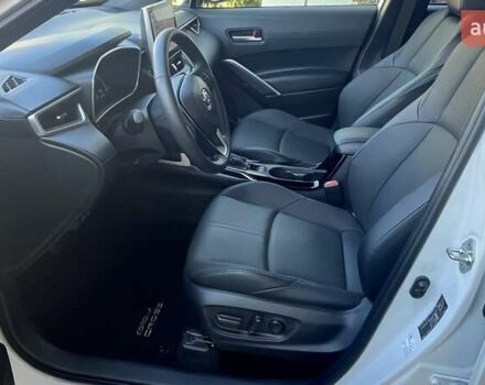 Белый Тойота Corolla Cross, объемом двигателя 2 л и пробегом 17 тыс. км за 36749 $, фото 11 на Automoto.ua