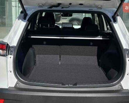 Белый Тойота Corolla Cross, объемом двигателя 2 л и пробегом 17 тыс. км за 36749 $, фото 9 на Automoto.ua