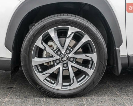 Белый Тойота Corolla Cross, объемом двигателя 2 л и пробегом 31 тыс. км за 35157 $, фото 17 на Automoto.ua