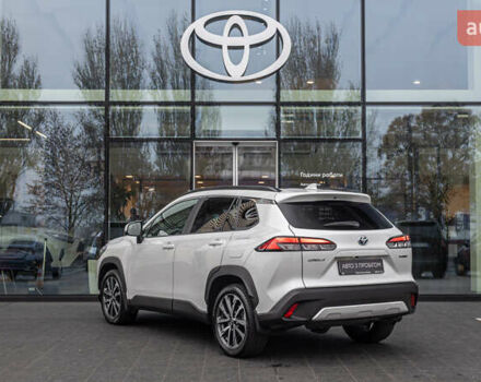 Белый Тойота Corolla Cross, объемом двигателя 2 л и пробегом 31 тыс. км за 35157 $, фото 1 на Automoto.ua