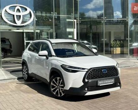 Белый Тойота Corolla Cross, объемом двигателя 2 л и пробегом 17 тыс. км за 36749 $, фото 17 на Automoto.ua