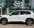 Белый Тойота Corolla Cross, объемом двигателя 2 л и пробегом 17 тыс. км за 36749 $, фото 2 на Automoto.ua
